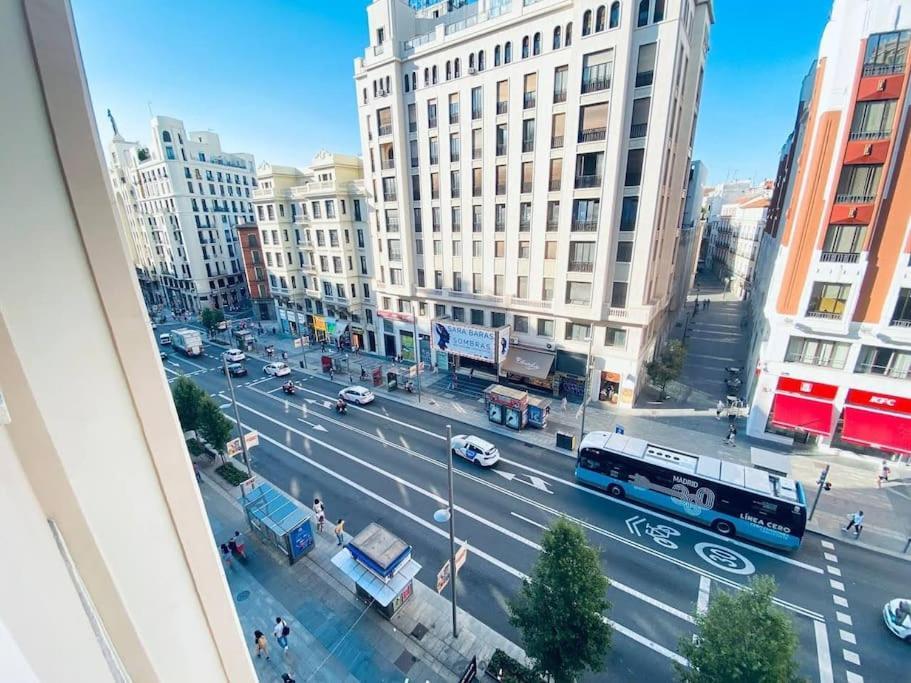 Apartamento En Gran Via De Madrid 45 4 المظهر الخارجي الصورة